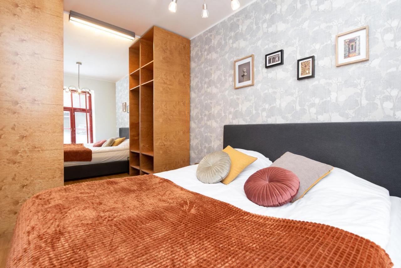Stylish Apartment With Parking In Telliskivi Tallinn Exteriör bild